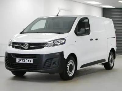 Used Vauxhall Vivaro Edition 100 HP (73 kW) 2023 White MPV