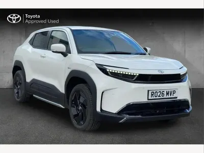 New Toyota Urban Cruiser Design 127 kW (174 HP) 2026 White SUV