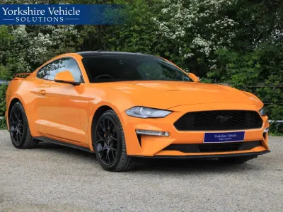 Second-hand Ford Mustang 2019 Portocaliu Coupe