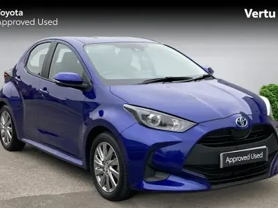 Used Toyota Yaris 116 HP (85 kW) 2023 Blue Hatchback