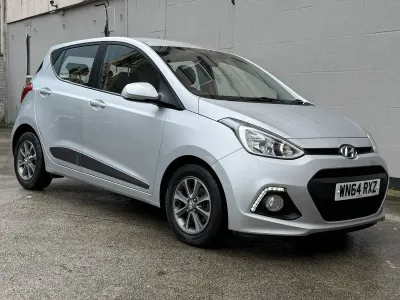 Used Hyundai i10 Premium 87 HP (63 kW) 2014 Silver Hatchback