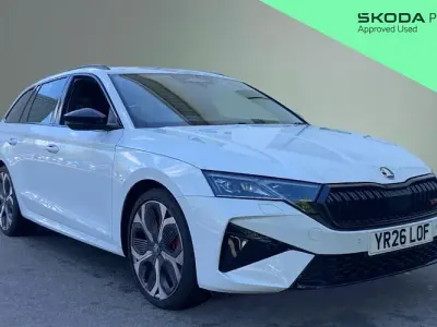 Usado Skoda Octavia vRS 265 CV (194 kW) 2025 Other Familiar
