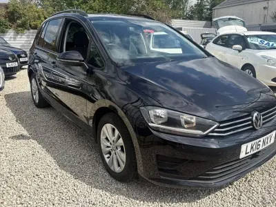 Used VW Golf VII SE 110 HP (80 kW) 2016