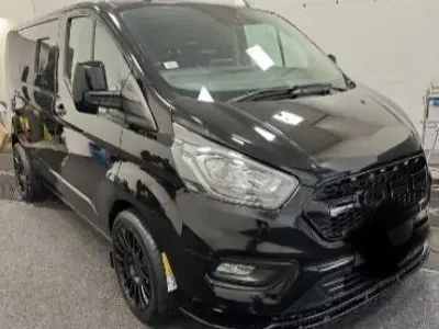 Used Ford 300 Limited 2023 Black MPV