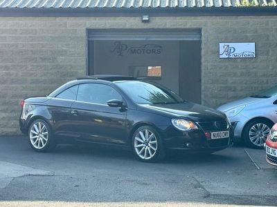 Used VW Eos Sportline 140 HP (102 kW) 2010 Black Cabriolet