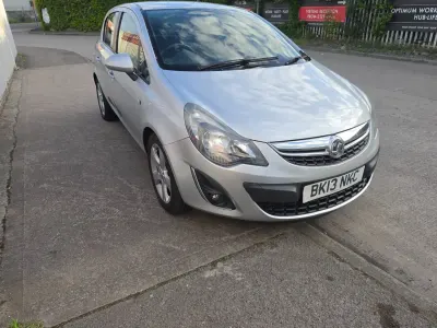 Używany Vauxhall Corsa 100 KM (73 kW) 2013 Srebrny Hatchback