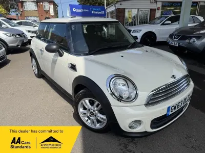 Used Mini ONE Hatch 2013 White Hatchback