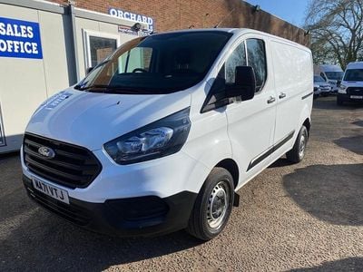 Used Ford Transit Custom 130 HP (95 kW) 2021 White Van
