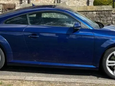 Begagnad Audi TT Sport 184 HK (135 kW) 2018 Blå Sportkupé