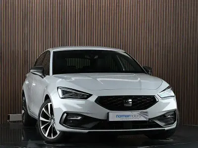 Used Seat Leon FR Sport 150 HP (110 kW) 2022 White Hatchback