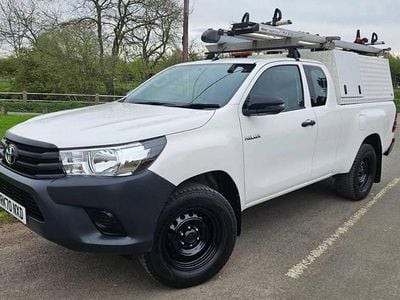 Used Toyota HiLux Active 150 HP (110 kW) 2020 White Pickup