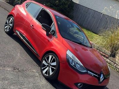 Gebraucht Renault Clio IV Dynamique 90 PS (66 kW) 2013 Rot Kleinwagen