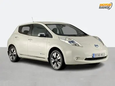 Begagnad Nissan Leaf Tekna 80 kW (109 HK) 2016 Vit Halvkombi