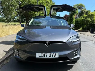 Used Tesla Model X 311 kW (423 HP) 2017 Silver SUV