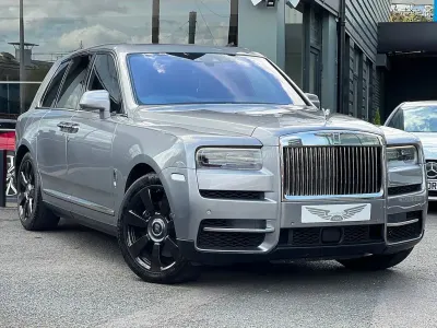 Used Rolls Royce Cullinan 563 HP (414 kW) 2020 Jubilee silver SUV