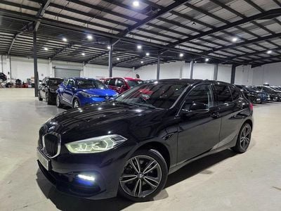 Used BMW 118 Sport Line 2019 Black Hatchback