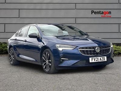 Used Vauxhall Insignia Ultimate 120 HP (88 kW) 2021 Blue Hatchback