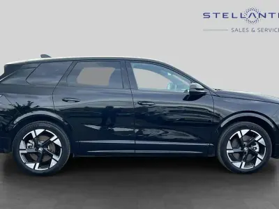 Used Vauxhall Grandland Ultimate 154 kW (210 HP) 2025 Black SUV