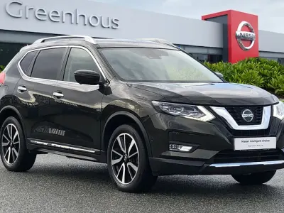 Used Nissan X-Trail Tekna 150 HP (110 kW) 2019 Green SUV