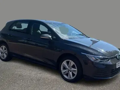 Used VW Golf VIII Life 131 HP (96 kW) 2023 Grey Hatchback