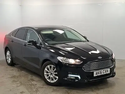 Used Ford Mondeo Titanium 120 HP (88 kW) 2016 Black Hatchback