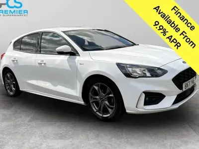 Used Ford Focus ST-Line 123 HP (90 kW) 2021 White Hatchback