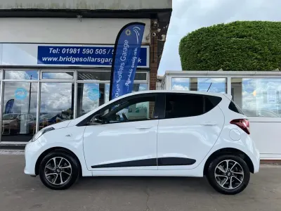 Used Hyundai i10 GO! 67 HP (49 kW) 2019 White Hatchback