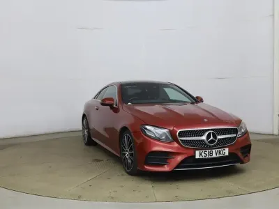 Usado Mercedes E400 AMG line 2018 Vermelho Coupé