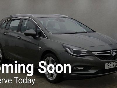 Used Vauxhall Astra SRi 136 HP (100 kW) 2017 Grey Estate