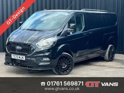 Begagnad Ford Transit Custom Limited 130 HK (95 kW) 2020 Svart Van
