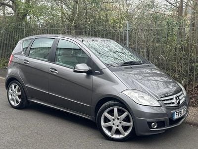 Used Mercedes A180 Avantgarde 109 HP (80 kW) 2011 Grey Hatchback