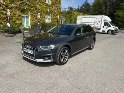 Usado Audi A4 Allroad Sport 190 HP (139 kW) 2020 Cinzento Carrinha