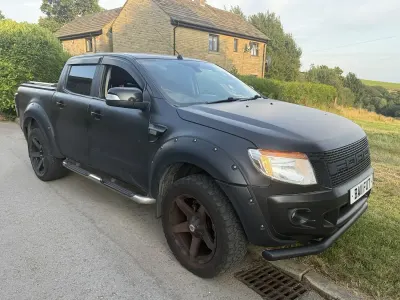 Used Ford Ranger Limited 150 HP (110 kW) 2015 Silver Pickup