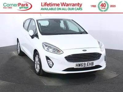 Used Ford Fiesta Zetec 101 HP (74 kW) 2019 White Hatchback