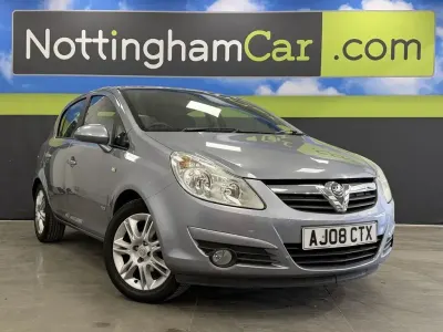 Używany Vauxhall Corsa Design Edition 89 KM (65 kW) 2008 Srebrny Hatchback