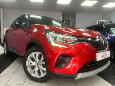 Used Renault Captur Iconic 130 HP (95 kW) 2021 Red/black SUV