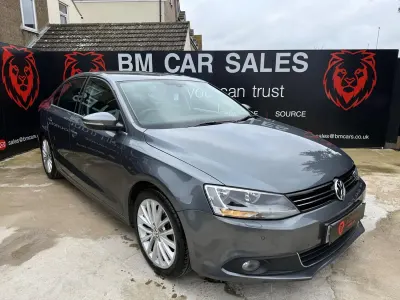 Used VW Jetta Sportline 140 HP (102 kW) 2014 Grey Sedan