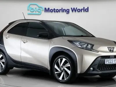 Usado Toyota Aygo X 72 CV (52 kW) 2025 SUV
