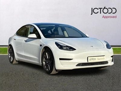 White Used 2021 Tesla Model 3 Standard Range Sedan | £15,871 (Fair price)