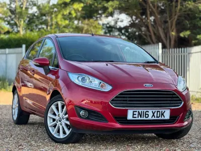 Used Ford Fiesta Titanium 2016 Red Hatchback