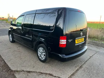 Used VW Caddy 140 HP (102 kW) 2014 Black MPV