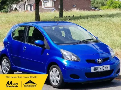 Used Toyota Aygo 2009 Blue Hatchback