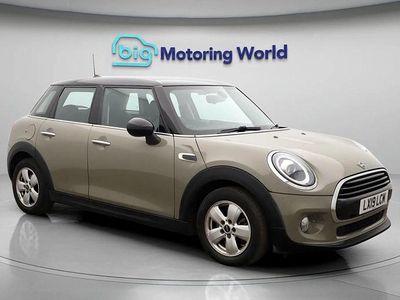 Used Mini Cooper Classic 136 HP (100 kW) 2019 Grey Hatchback