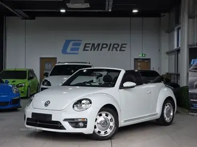 Used VW Beetle Design 105 HP (77 kW) 2017 White Hatchback