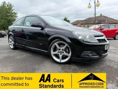 Used Vauxhall Astra SRi 180 HP (132 kW) 2008 Black Hatchback