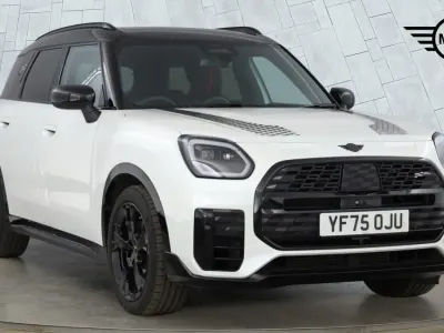 Używany Mini Countryman 215 KM (158 kW) 2025 Biały SUV