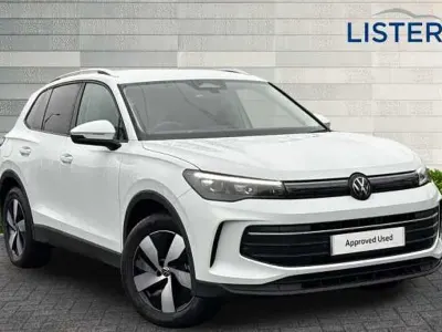New VW Tiguan Match 150 HP (110 kW) 2025 Pure white SUV