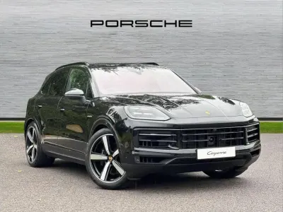 Used Porsche Cayenne 464 HP (341 kW) 2025 Black SUV