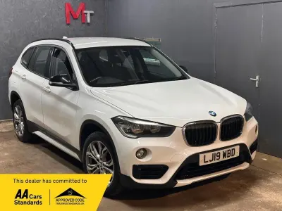 Usado BMW X1 Sport Line 140 CV (102 kW) 2019 Blanco SUV