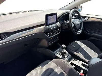 Used Ford Focus Titanium 123 HP (90 kW) 2019 Grey Hatchback